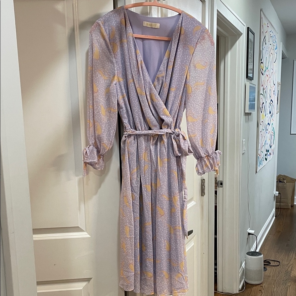 Biscuit | EU 42 | flowy lavender & gold mini dress